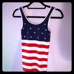 Luxe Junkie USA tank-top***